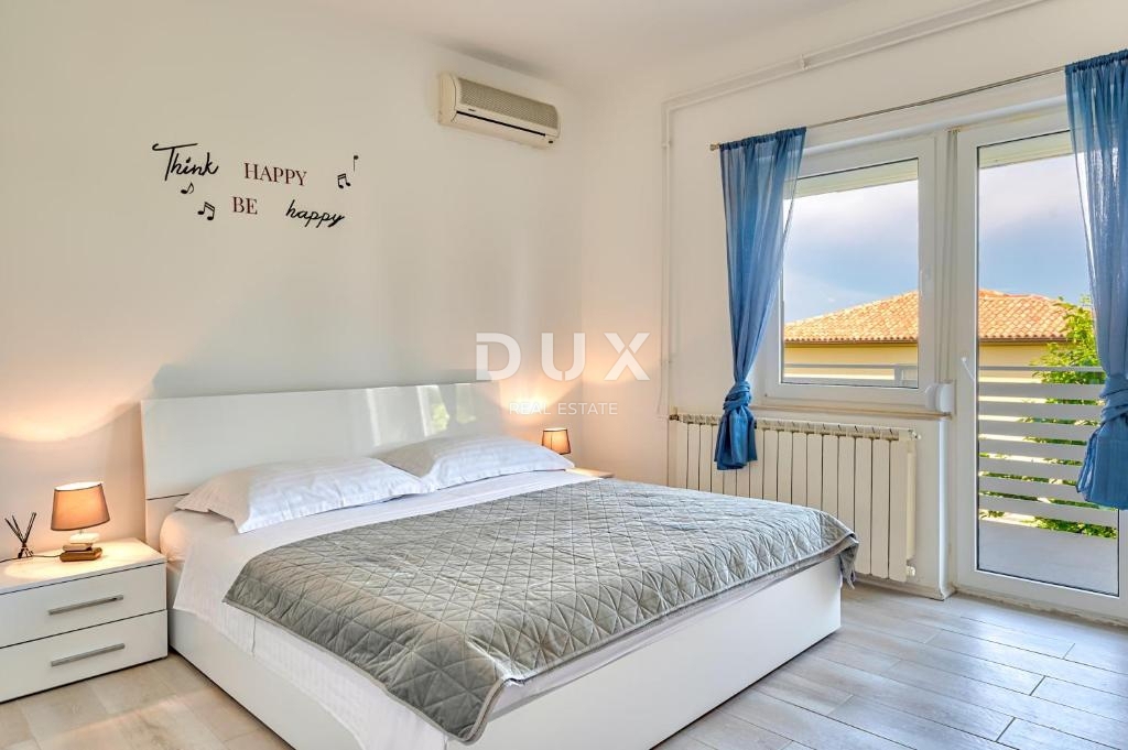 ISTRA, LIŽNJAN - Vila naprodaj z bazenom in pogledom na morje