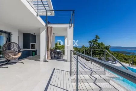 CRIKVNICA, ŠMRIKA - Luksuzna vila z bazenom in čudovitim pogledom na morje