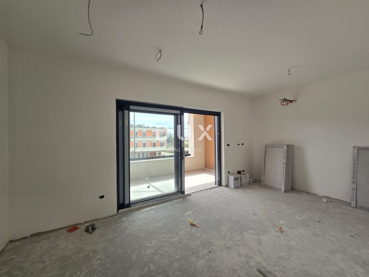 ISTRA, PULA - Stanovanje v novogradnji, frekventna lokacija