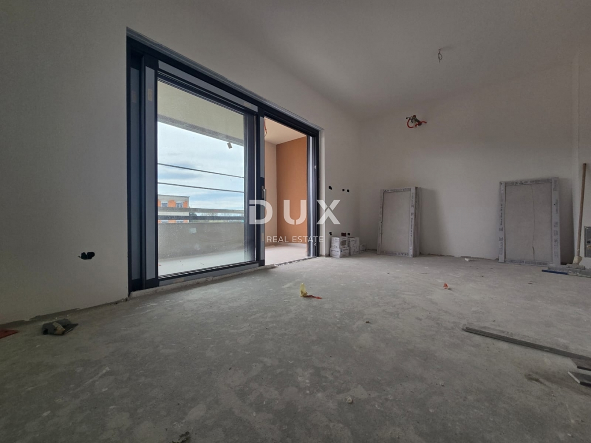 ISTRA, PULA - Stanovanje v novogradnji, frekventna lokacija