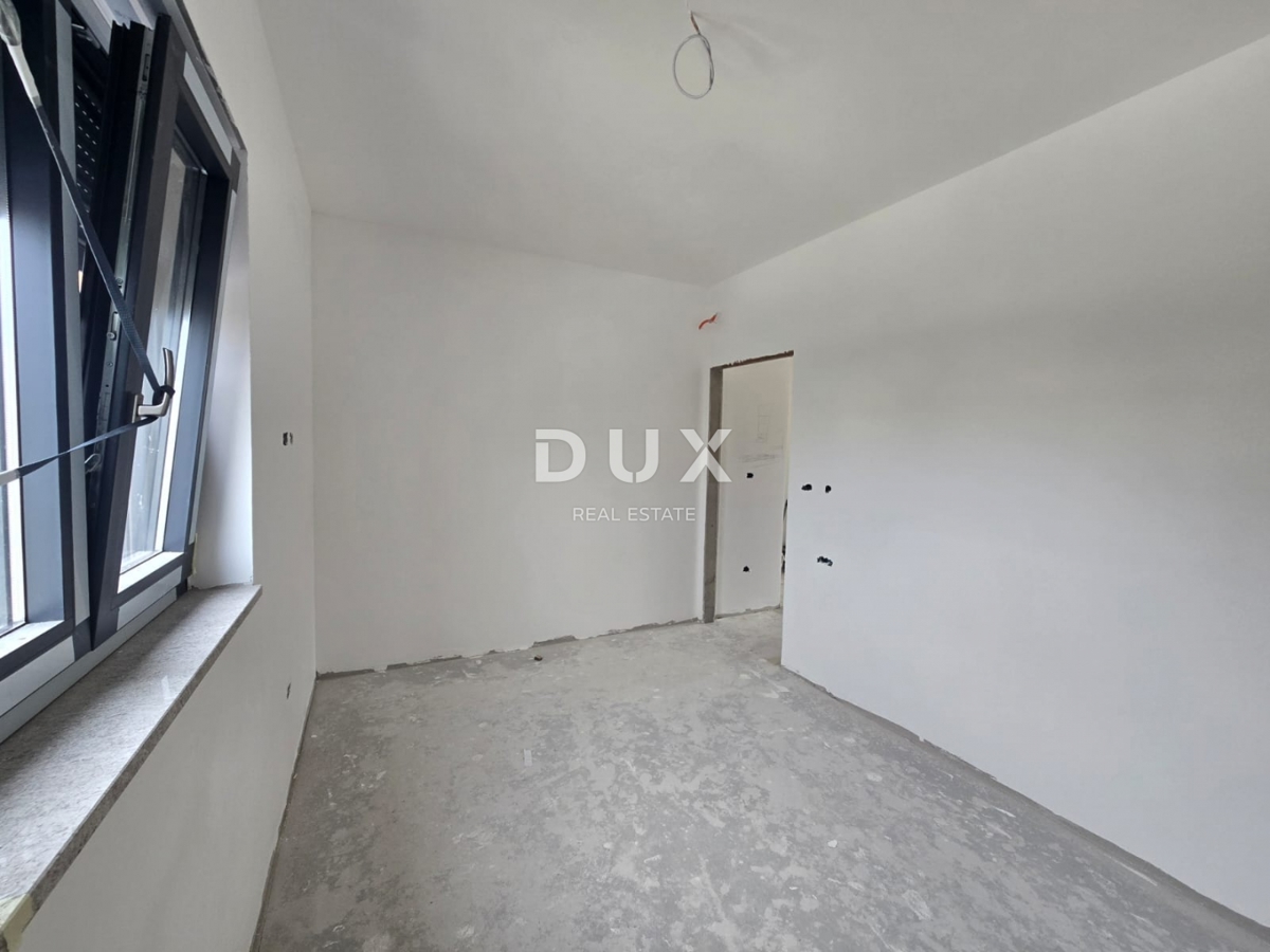 ISTRA, PULA - Stanovanje v novogradnji, frekventna lokacija