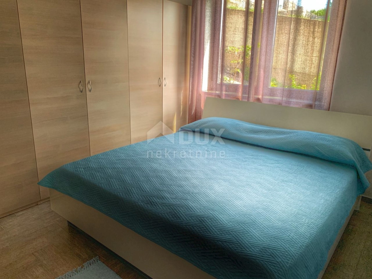 SRDOČI, MARTINKOVAC, BRESTOVICE - hiša/vila 400m2 + vrt 720m2