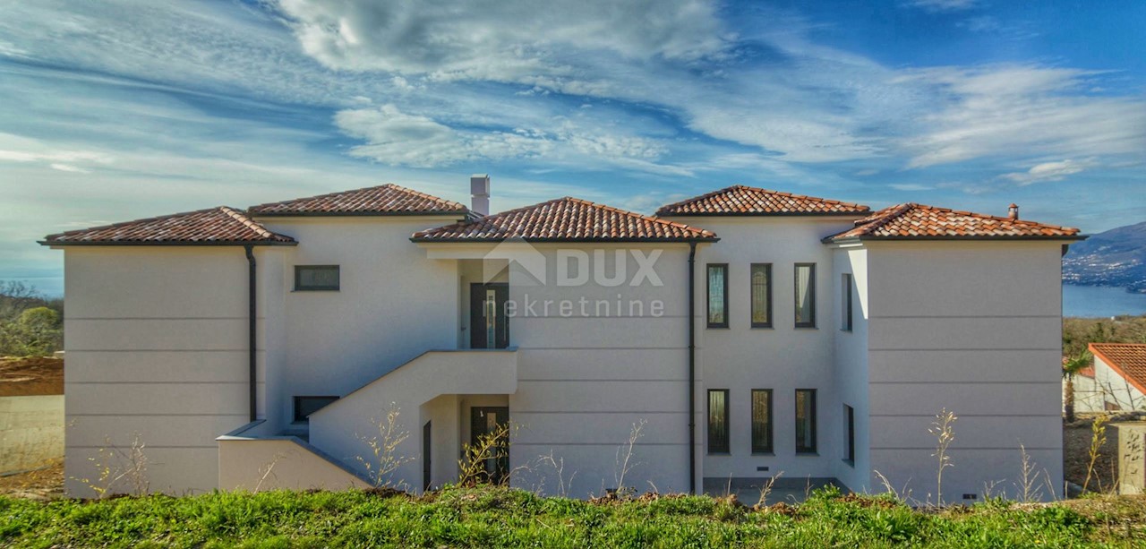 SRDOČI, MARTINKOVAC, BRESTOVICE - hiša/vila 400m2 + vrt 720m2