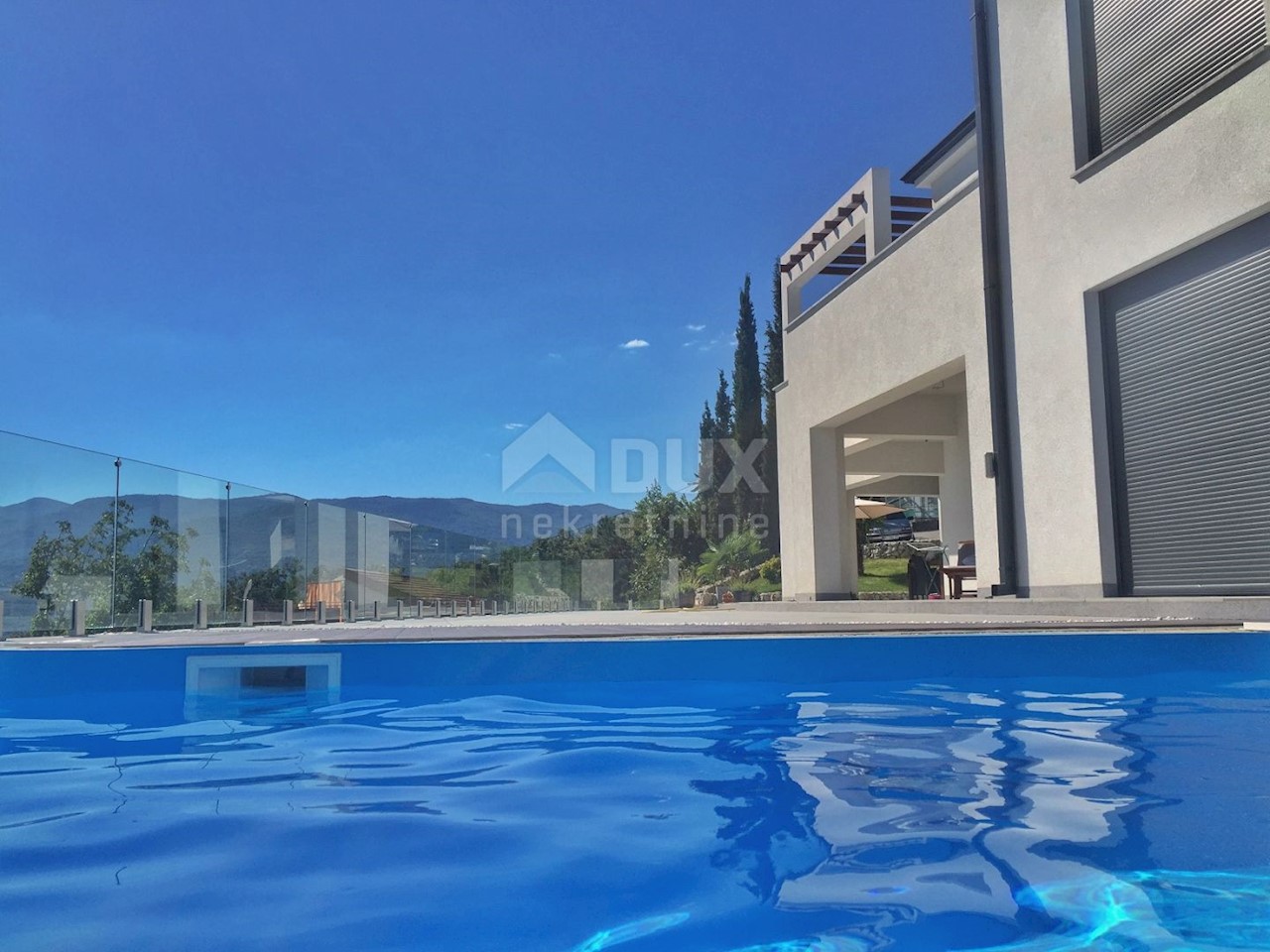 SRDOČI, MARTINKOVAC, BRESTOVICE - hiša/vila 400m2 + vrt 720m2