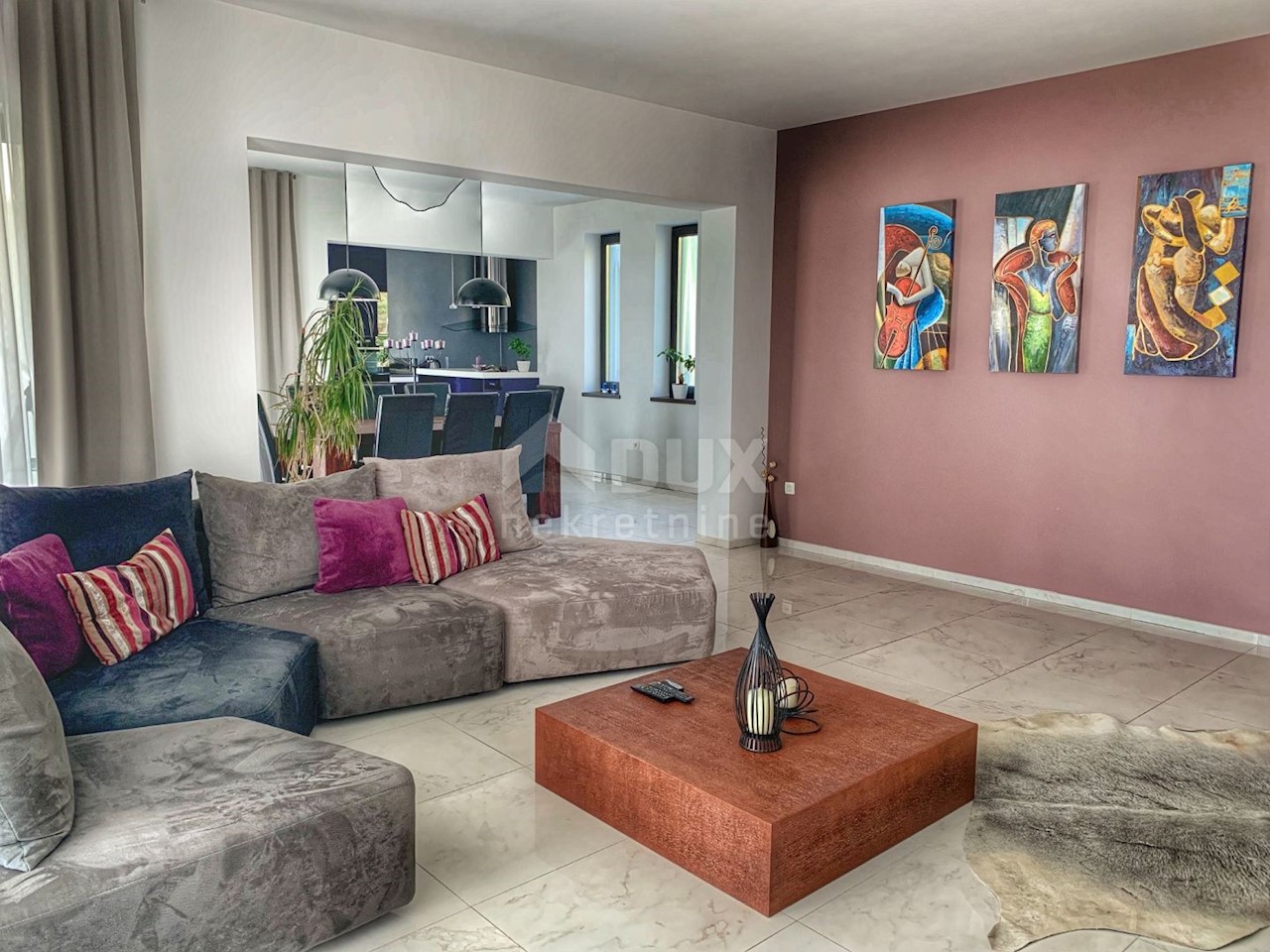 SRDOČI, MARTINKOVAC, BRESTOVICE - hiša/vila 400m2 + vrt 720m2