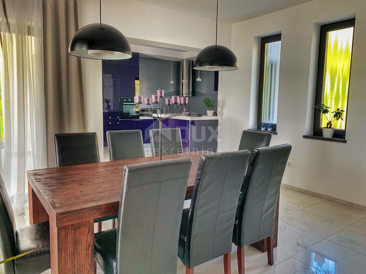 SRDOČI, MARTINKOVAC, BRESTOVICE - hiša/vila 400m2 + vrt 720m2