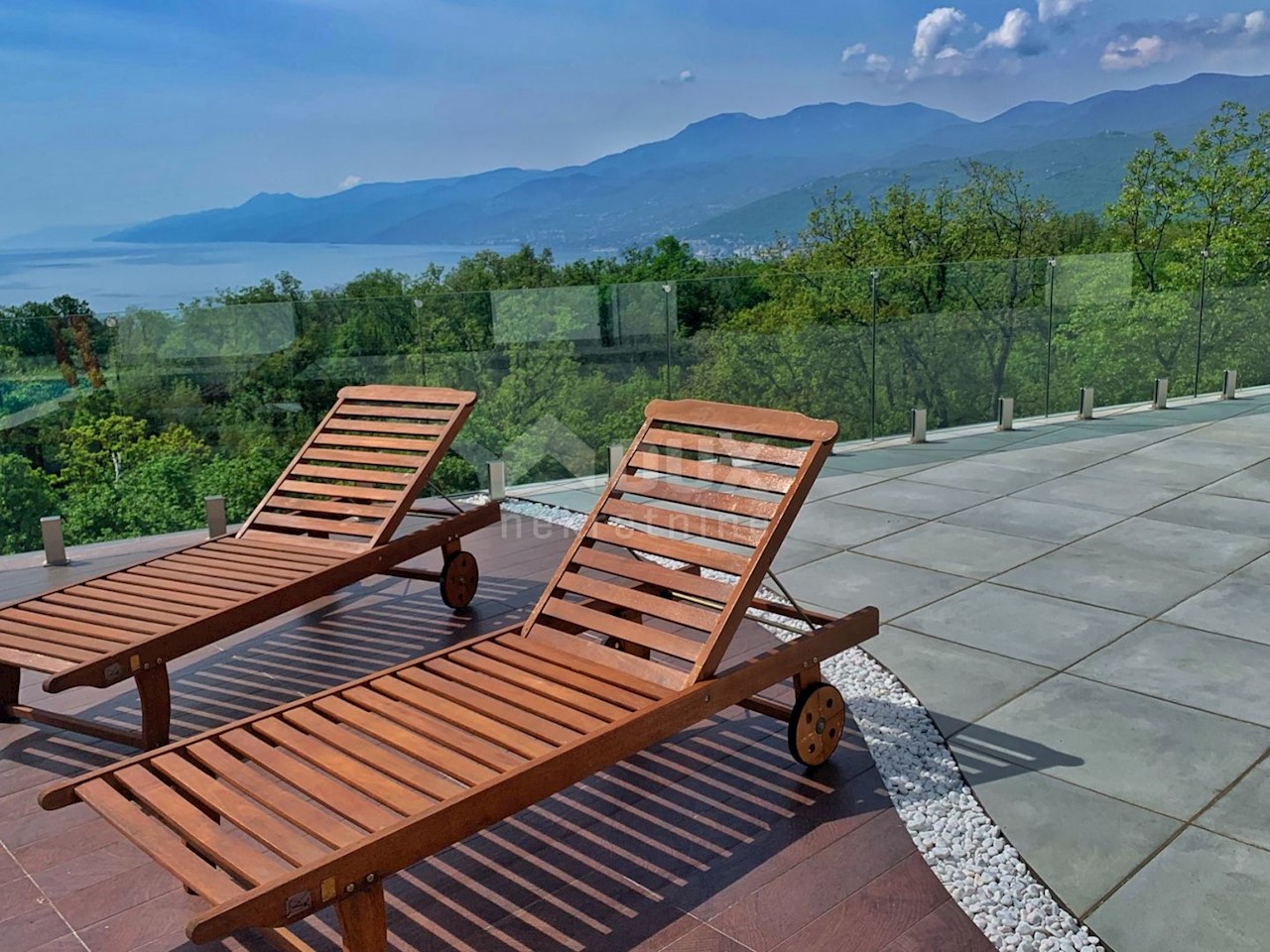 SRDOČI, MARTINKOVAC, BRESTOVICE - hiša/vila 400m2 + vrt 720m2