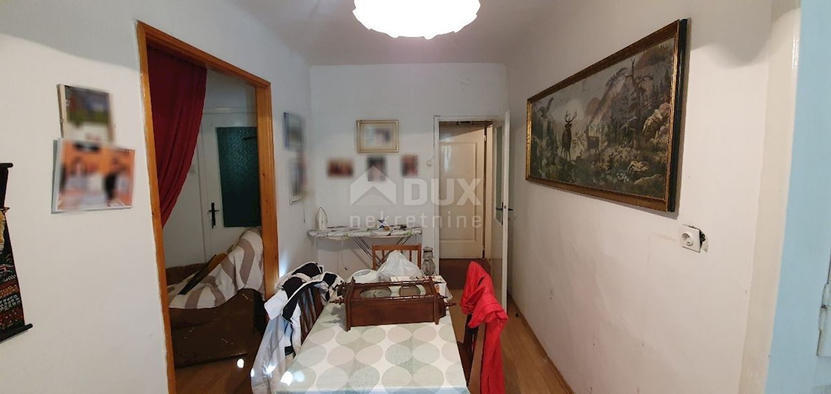 ISTRA, ROVINJ - Hiša za obnovo v starem mestnem jedru, 30 metrov od morja