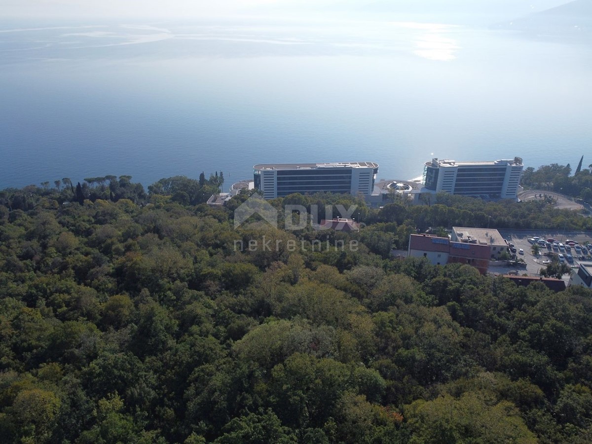 COSTABELLA, BIVIO- gradbeno zemljišče 3530m2 s pogledom na morje za družinsko hišo / vilo / stanovanjsko hišo - apartmaji - apartmaji / hiša za najem - počitnice z bazenom