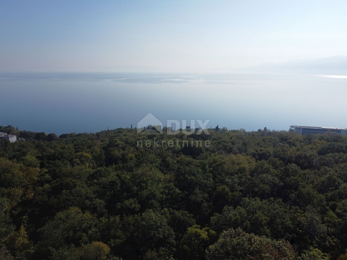 COSTABELLA, BIVIO- gradbeno zemljišče 3530m2 s pogledom na morje za družinsko hišo / vilo / stanovanjsko hišo - apartmaji - apartmaji / hiša za najem - počitnice z bazenom