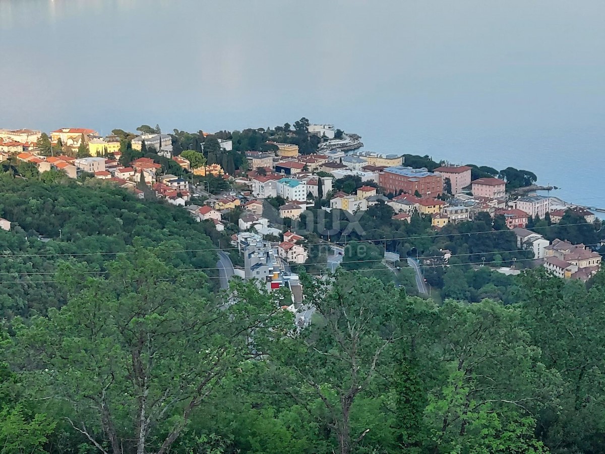 OPATIJA, KOLAVIĆI - gradbeno zemljišče 1096m2 s projektom za vilo s panoramskim pogledom na morje za družinsko hišo / vilo / hišo za najem - počitnice z bazenom