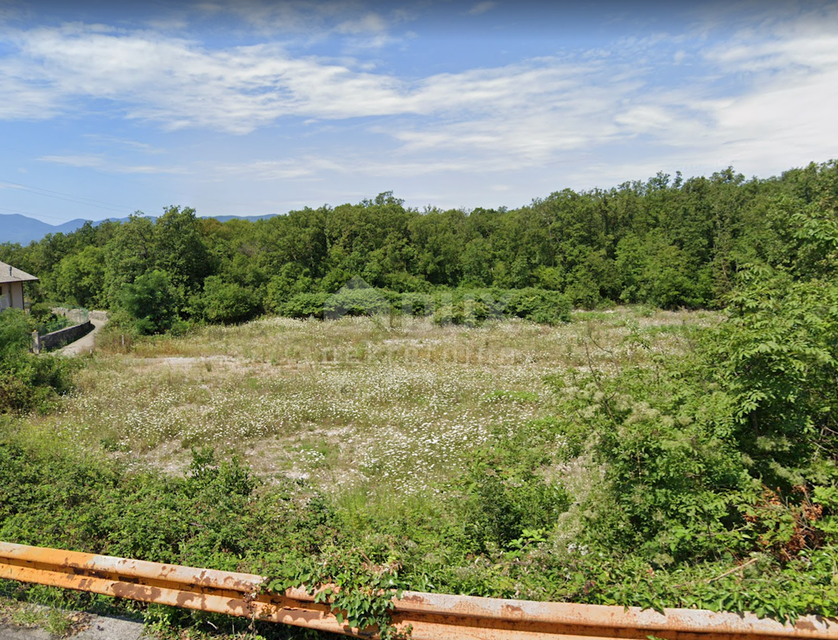 MARINIĆI, GORNJI ZAMET - gradbeno zemljišče 1900m2 za stanovanjski objekt-stanovanja-stanovanja/družinska hiša