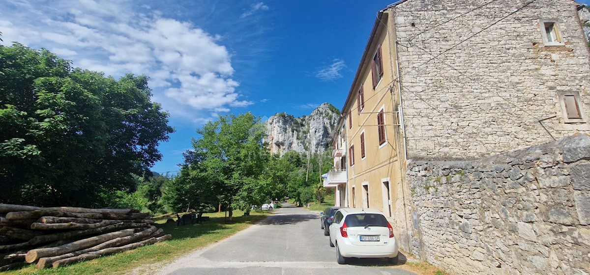 Livade, Oprtalj, 15.000m2