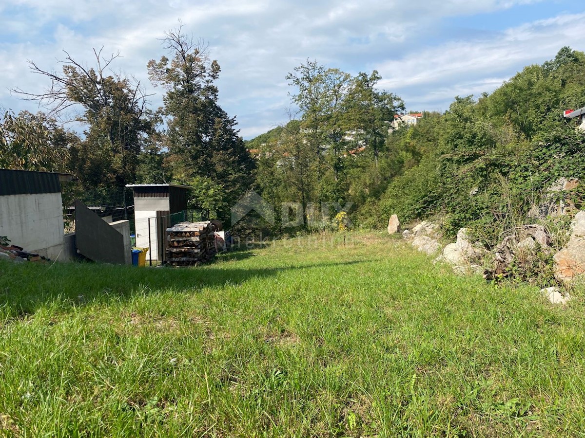 VIŠKOVO, SARŠONI, RONJGI - gradbeno zemljišče 6802 m2 za stanovanjsko gradnjo - apartmaji - apartmaji / družinska hiša / hiša za najem - počitnice z bazenom!!!