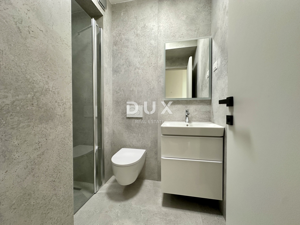 UMAG, CENTER - Stanovanje v luksuzni novogradnji, prva vrsta do morja