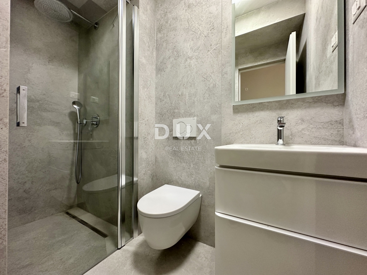 UMAG, CENTER - Stanovanje v luksuzni novogradnji, prva vrsta do morja