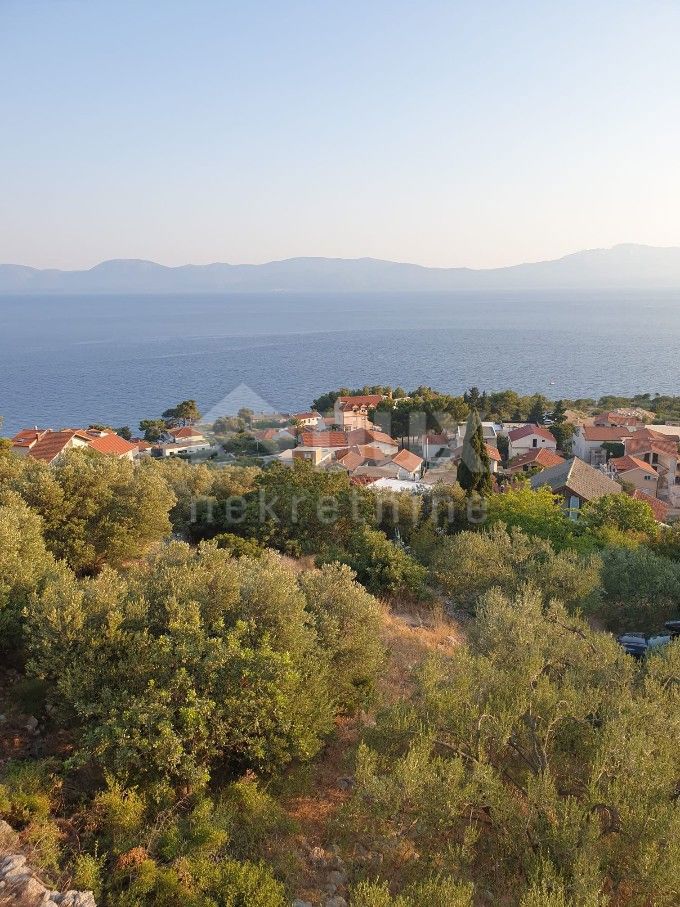 GRADAC, PODACA - zemljišče z izjemnim pogledom na morje