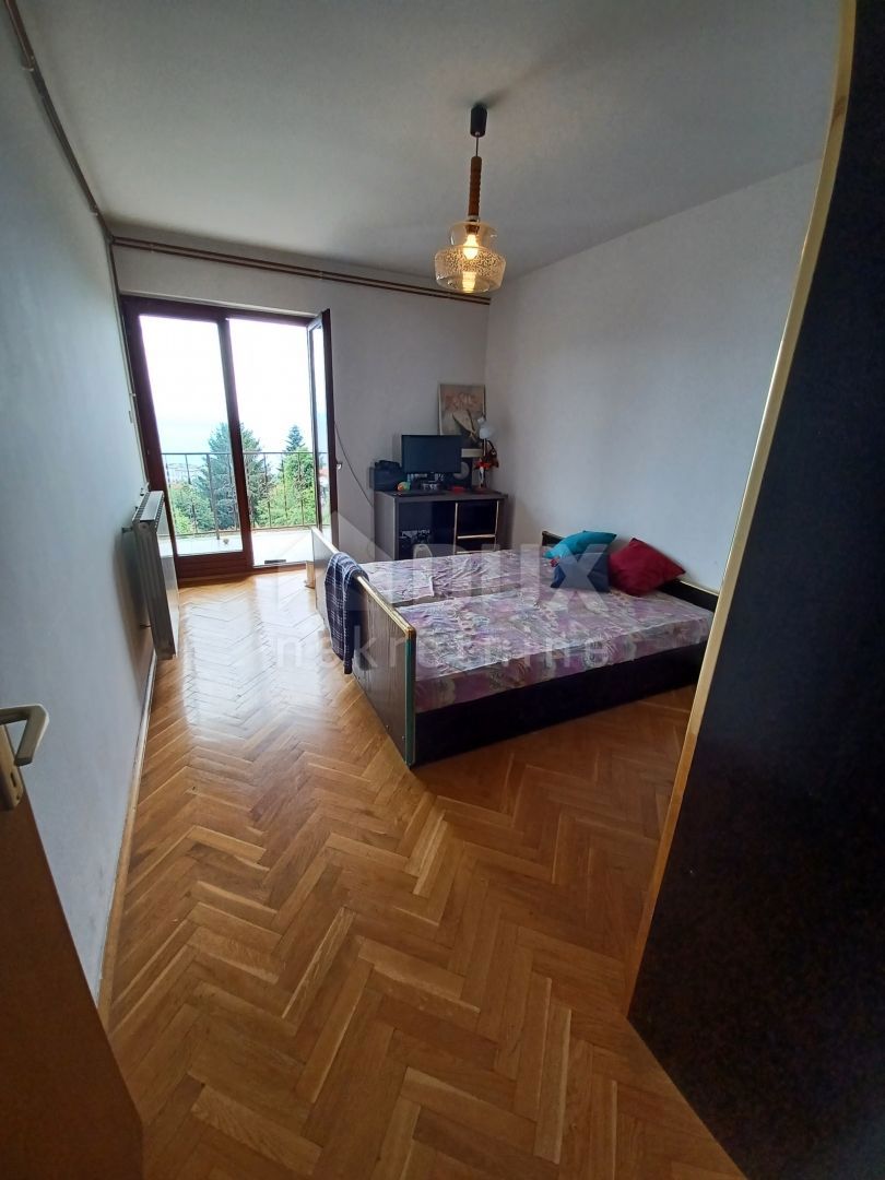 OPATIJA, LOVRAN - stanovanje 121m2 DB+3S s pogledom na morje + okolica 600m2