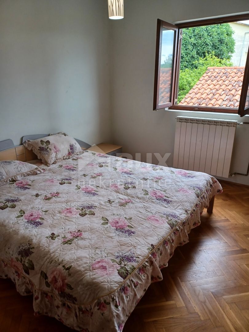 OPATIJA, LOVRAN - stanovanje 121m2 DB+3S s pogledom na morje + okolica 600m2