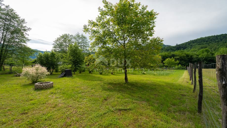 GORSKI KOTAR, BROD NA KUPI - Zazidljivo zemljišče 1960m2!