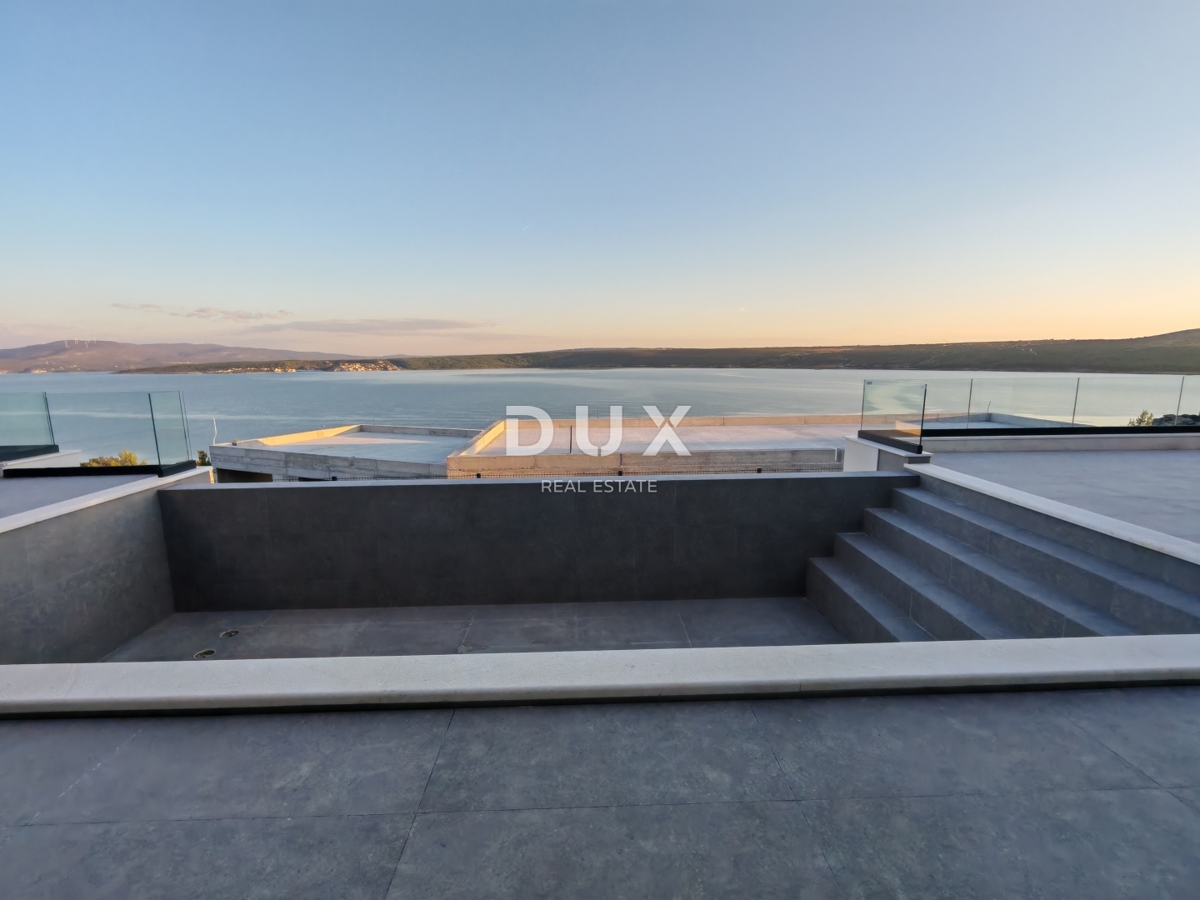 ZADAR, POSEDARJE - Očarljiva pritlična vila s panoramskim pogledom na morje!