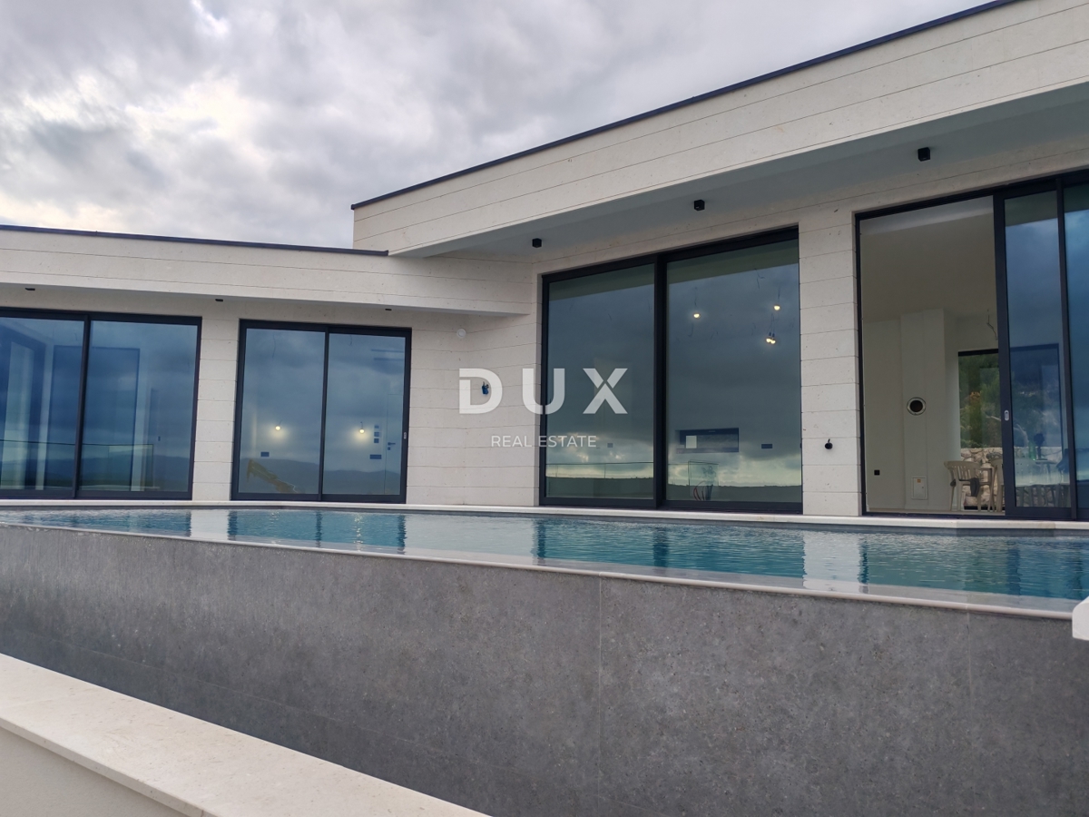 ZADAR, POSEDARJE - Očarljiva pritlična vila s panoramskim pogledom na morje!