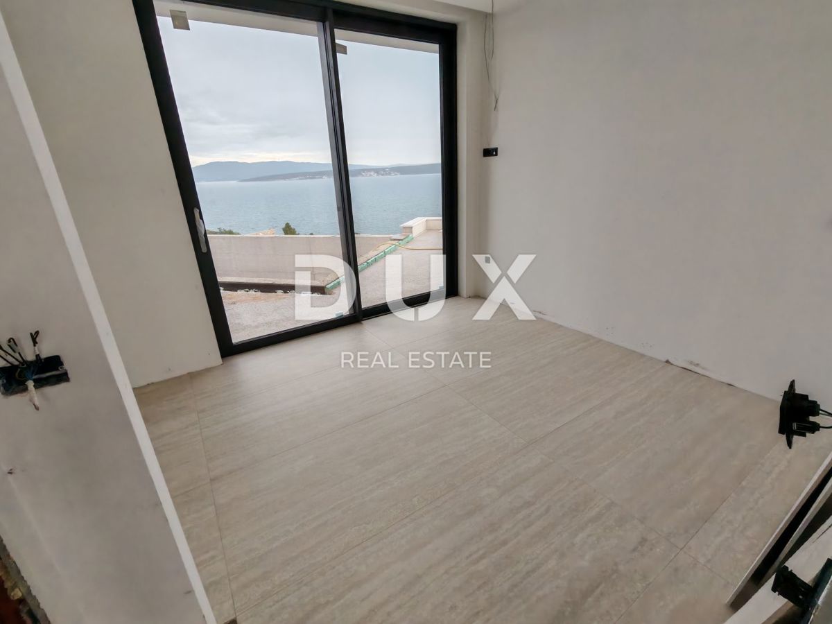 ZADAR, POSEDARJE - Očarljiva pritlična vila s panoramskim pogledom na morje!
