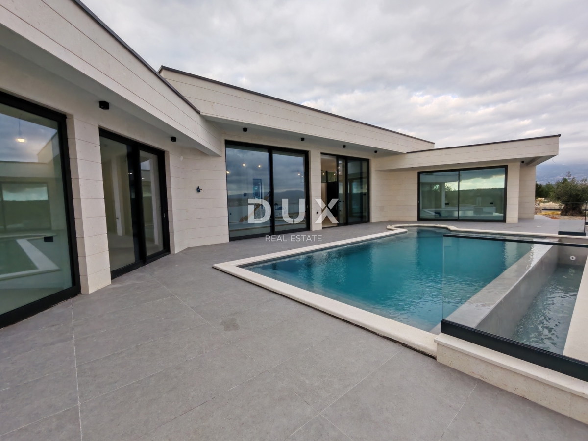 ZADAR, POSEDARJE - Očarljiva pritlična vila s panoramskim pogledom na morje!