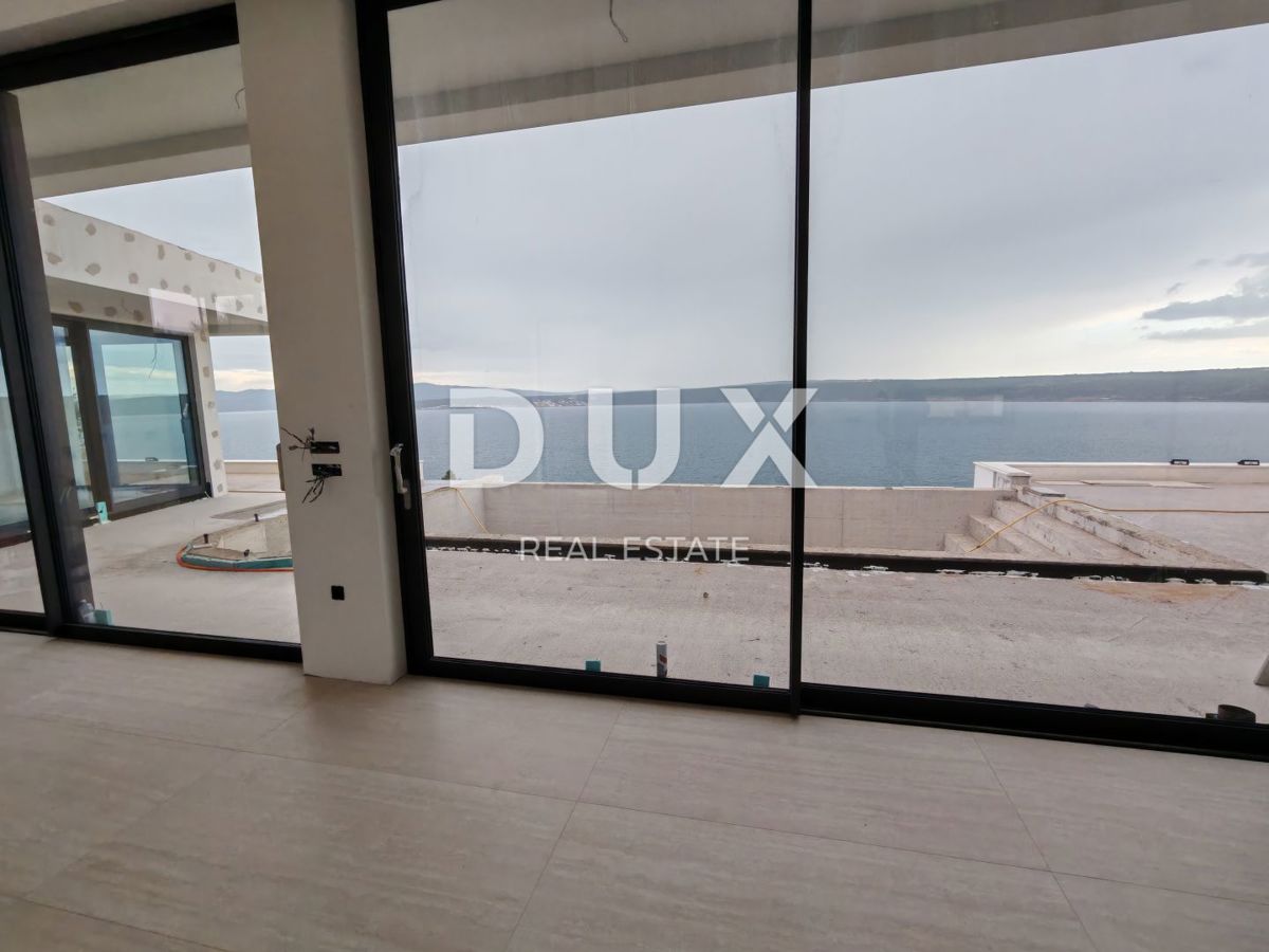 ZADAR, POSEDARJE - Očarljiva pritlična vila s panoramskim pogledom na morje!
