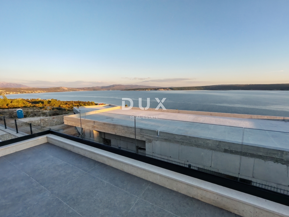 ZADAR, POSEDARJE - Očarljiva pritlična vila s panoramskim pogledom na morje!