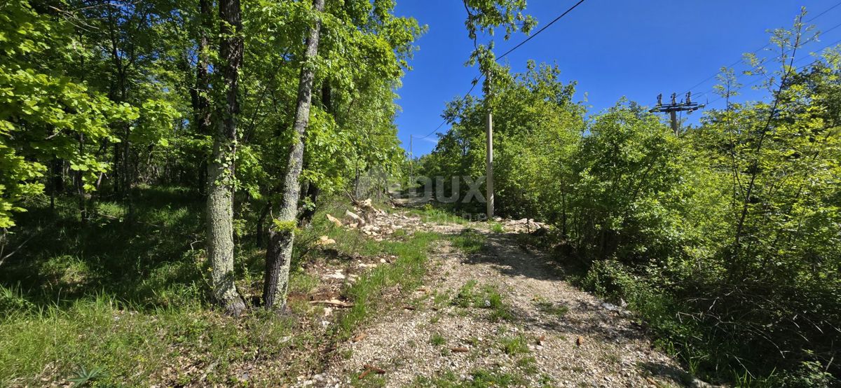 Pićan, 3.454m2