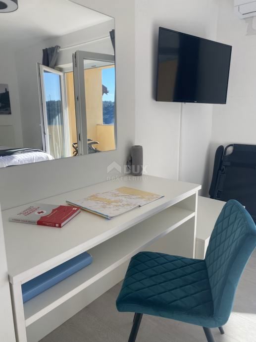 OTOK RAB, KAMPOR - Lepo urejen apartma na mirni lokaciji