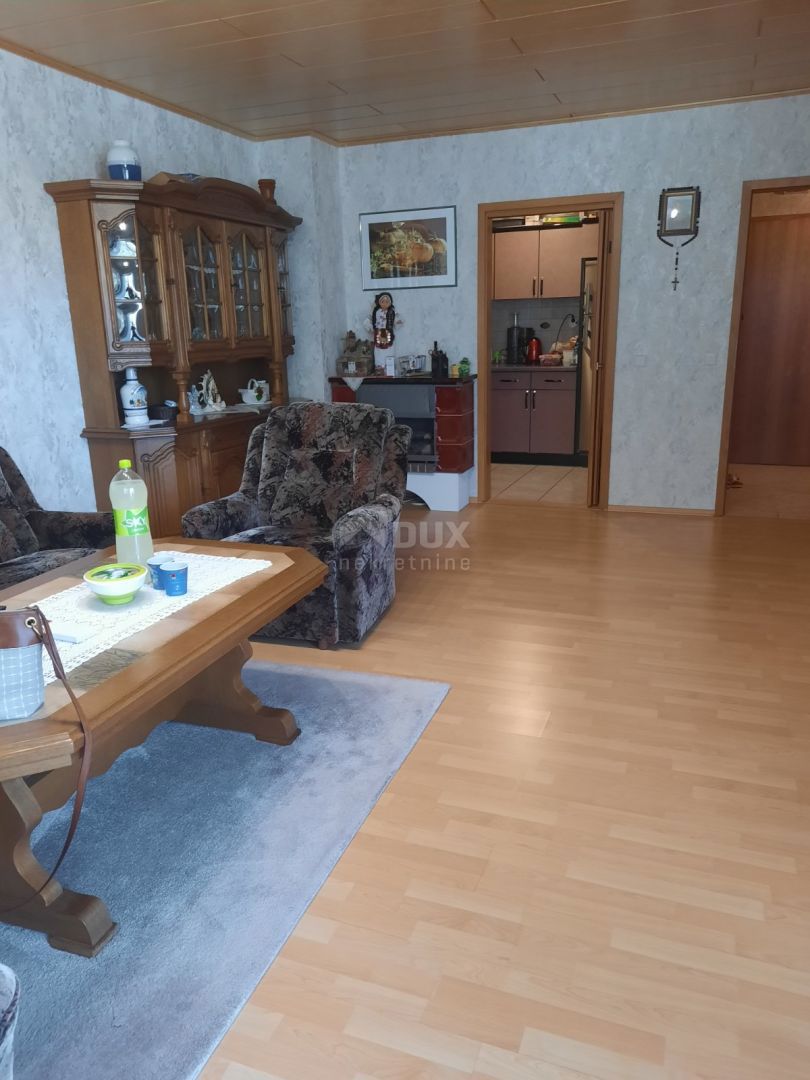 NOVI VINODOLSKI, CENTER - stanovanje v strogem centru na odlični lokaciji! PRILOŽNOST!