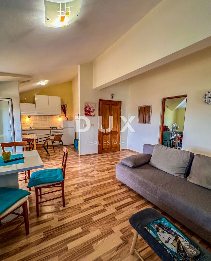 MALI LOŠINJ - Apartma s pogledom na morje v mirnem delu otoka