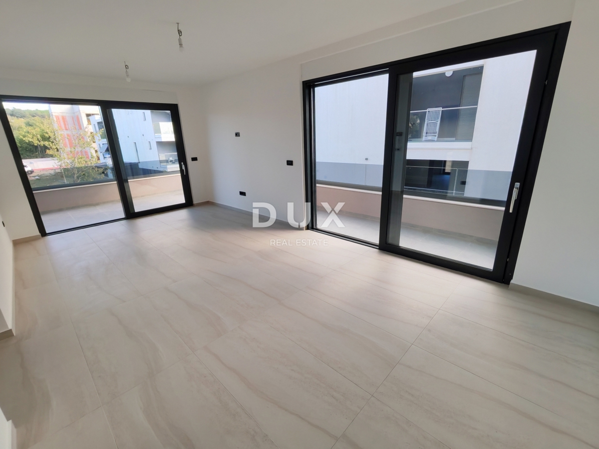 ZADAR, DIKLO - Novogradnja! Čudovito stanovanje s pogledom na morje le 50 metrov od plaže! S4