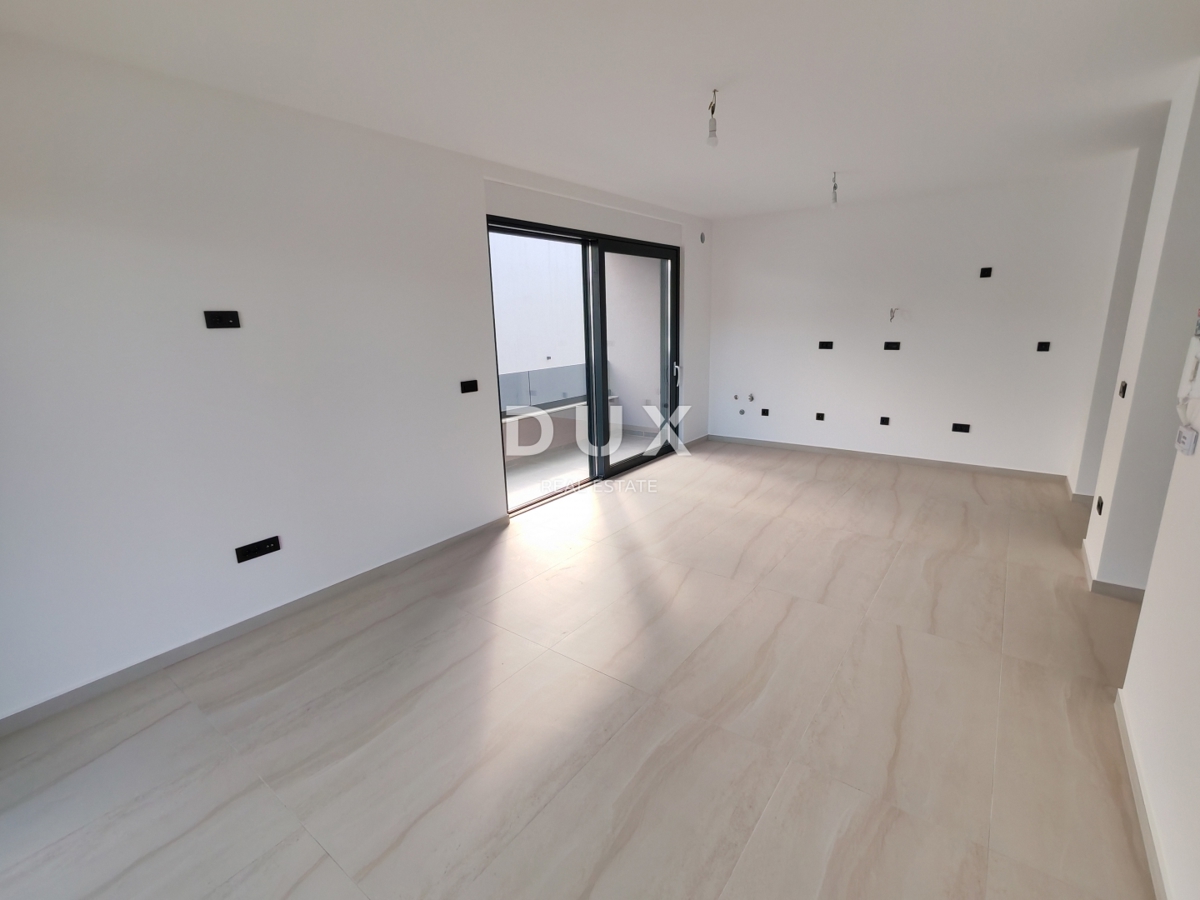 ZADAR, DIKLO - Novogradnja! Čudovito stanovanje s pogledom na morje le 50 metrov od plaže! S4