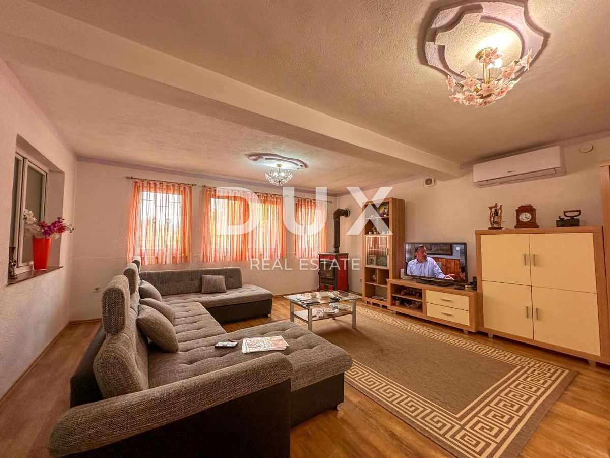 RIJEKA, TRSAT - PRILOŽNOST stanovanje 3s, 1. nadstropje, balkon, pogled na morje