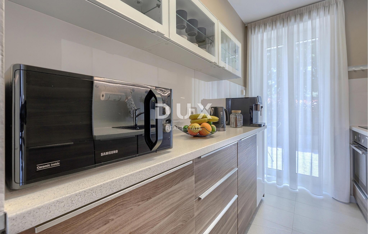 ISTRA, LABIN - Hiša z bazenom