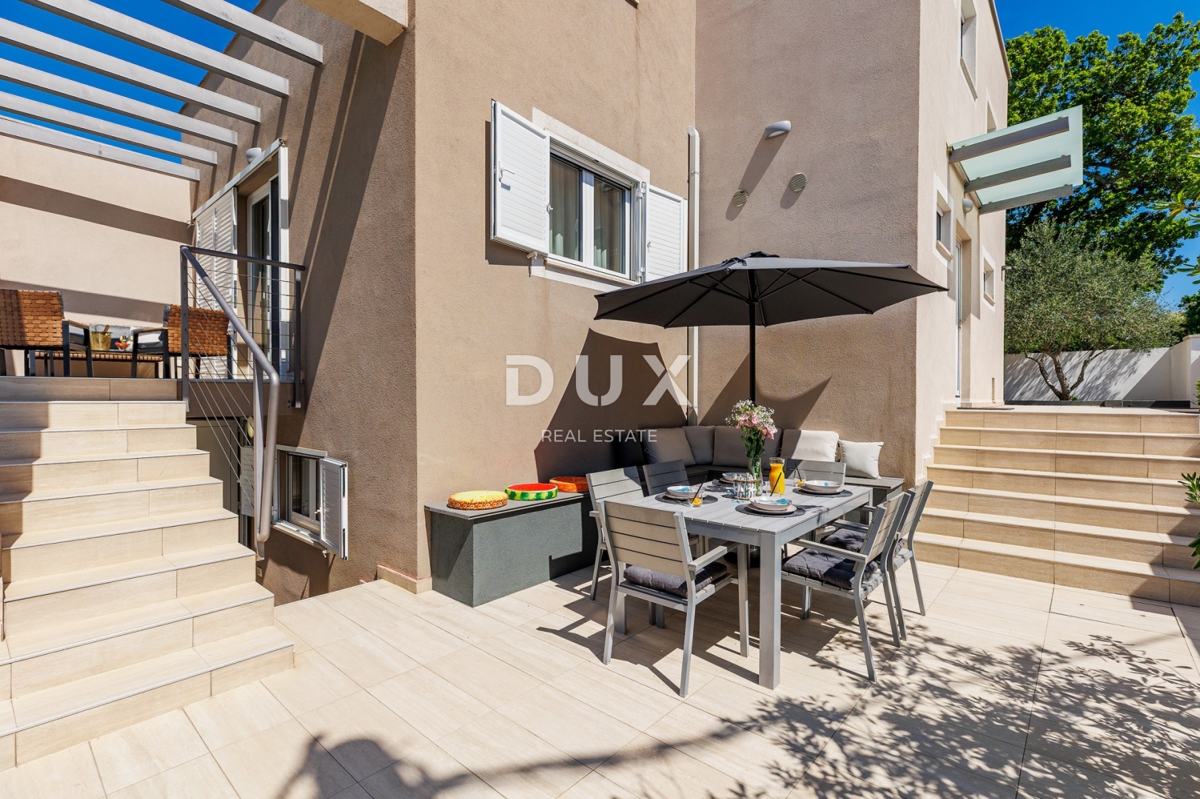 ISTRA, LABIN - Hiša z bazenom