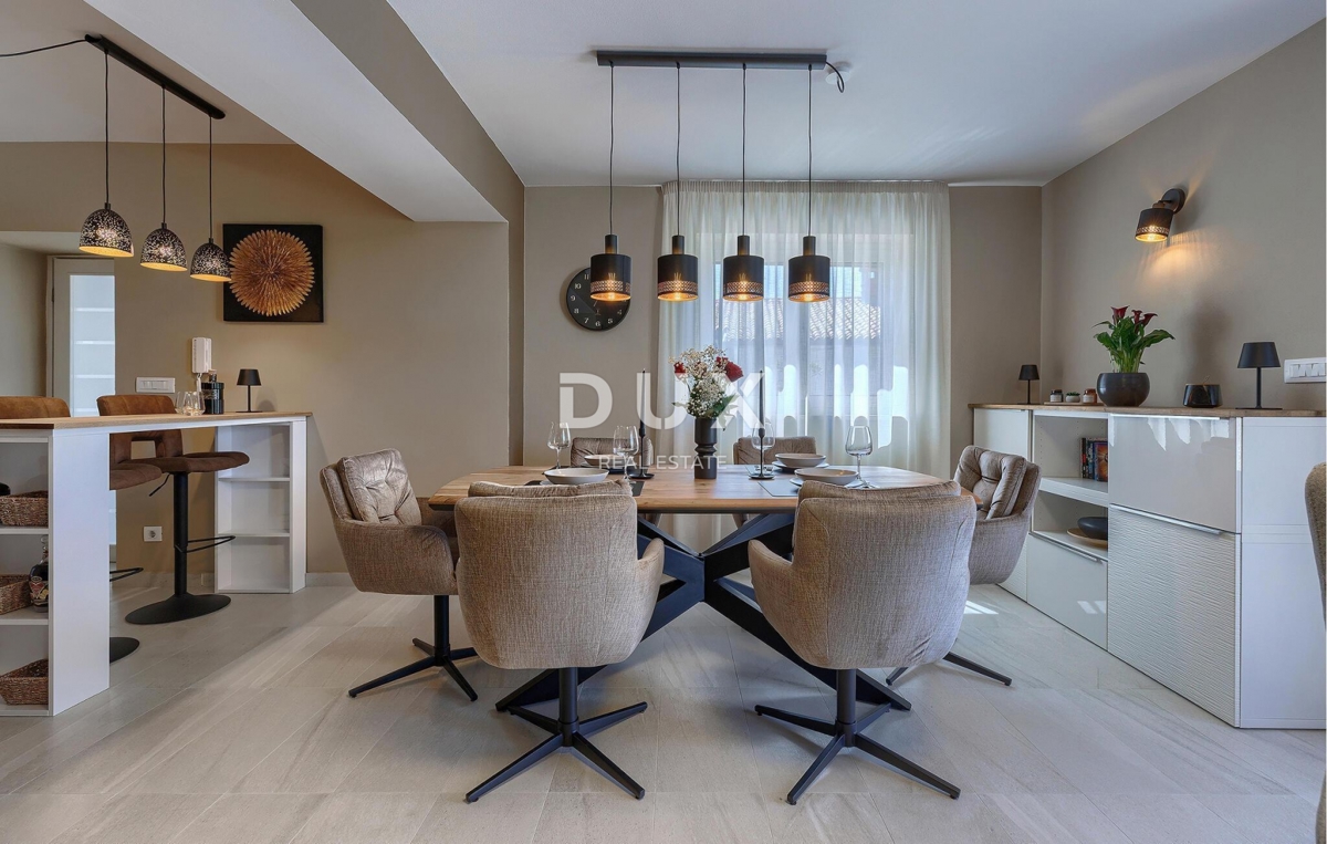 ISTRA, LABIN - Hiša z bazenom