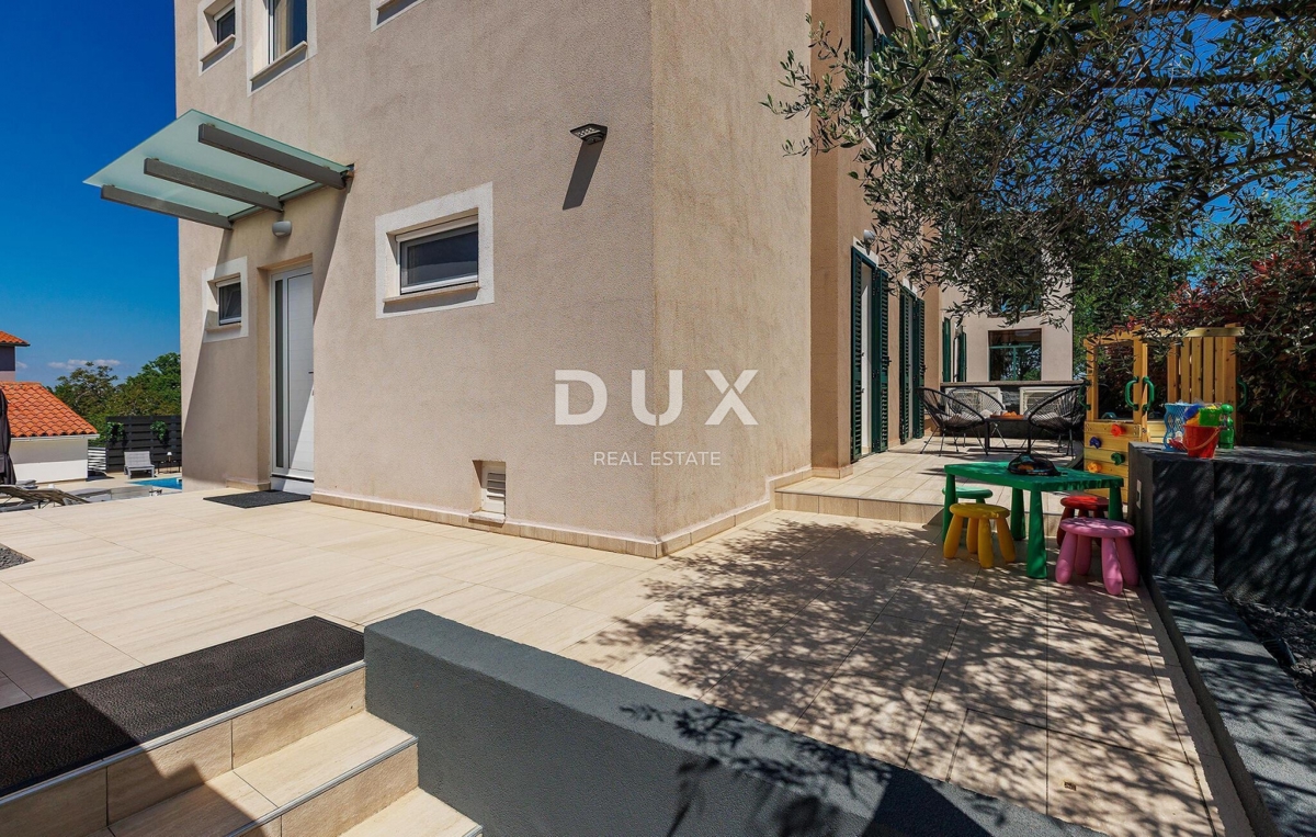 ISTRA, LABIN - Hiša z bazenom