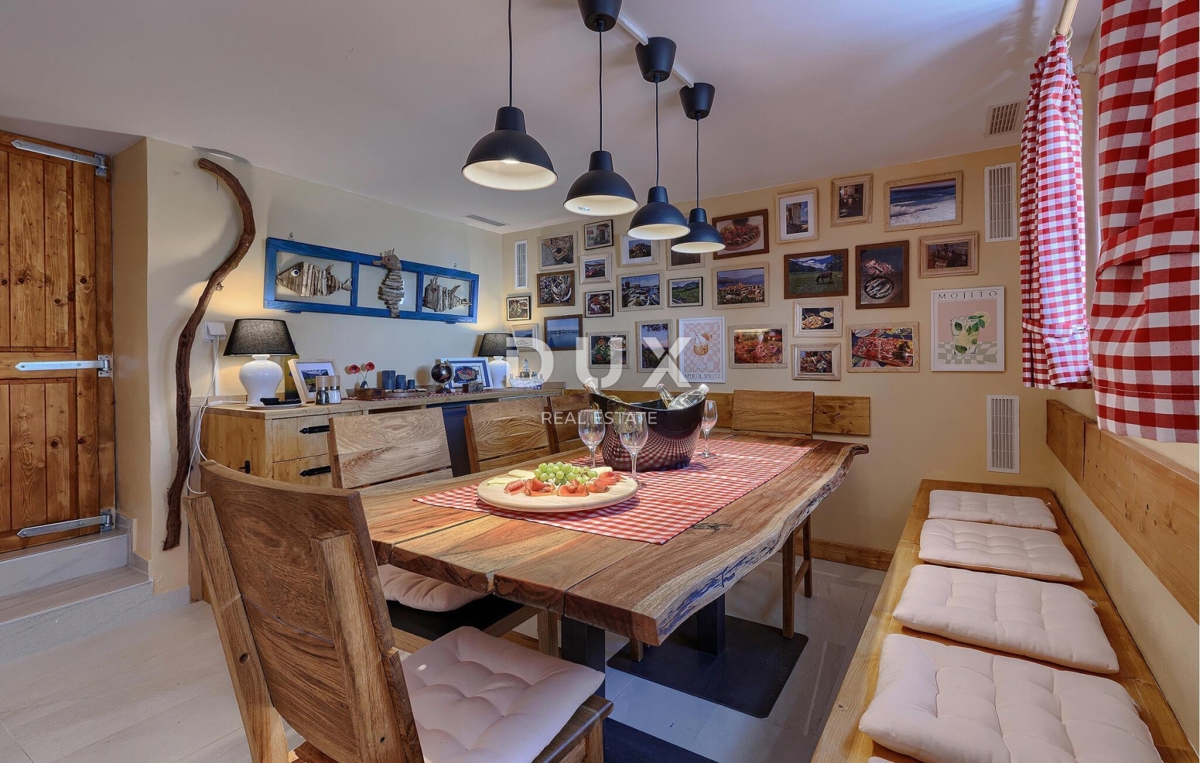 ISTRA, LABIN - Hiša z bazenom