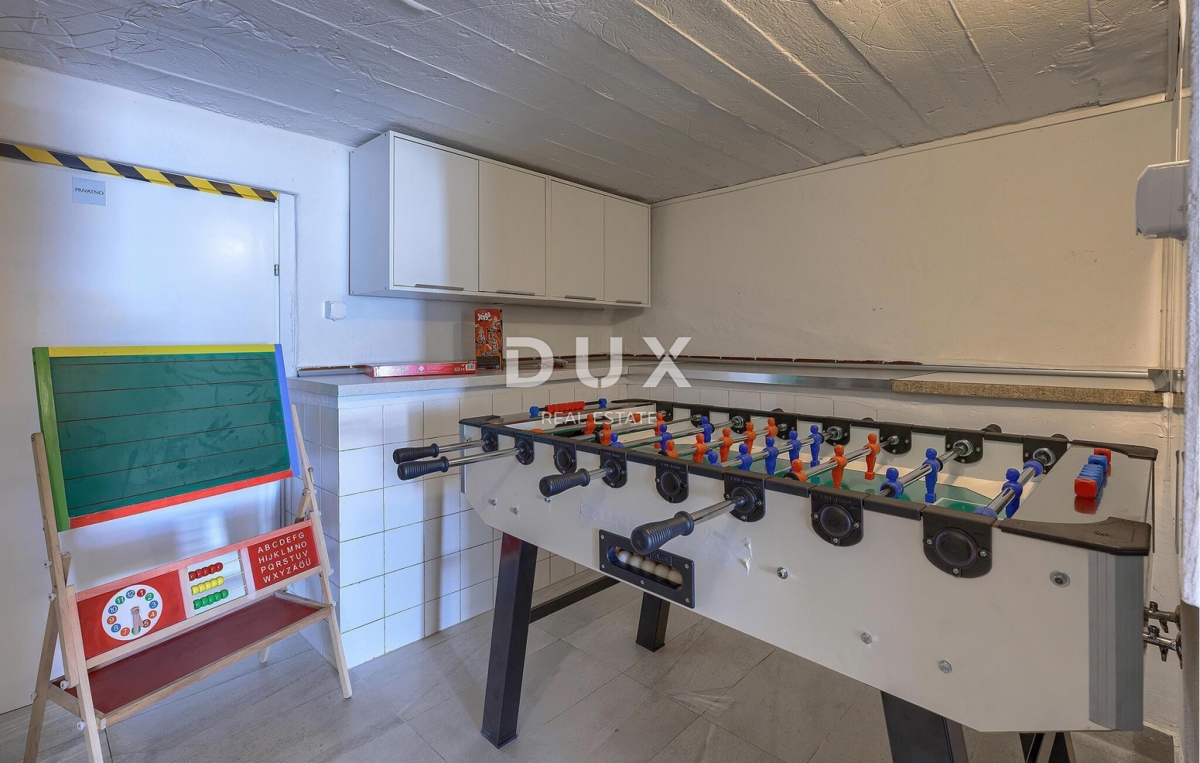 ISTRA, LABIN - Hiša z bazenom