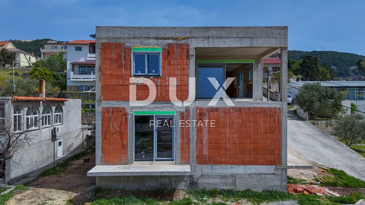 OTOK RAB, BANJOL - Penthouse s pogledom na morje in 4 zvoniki