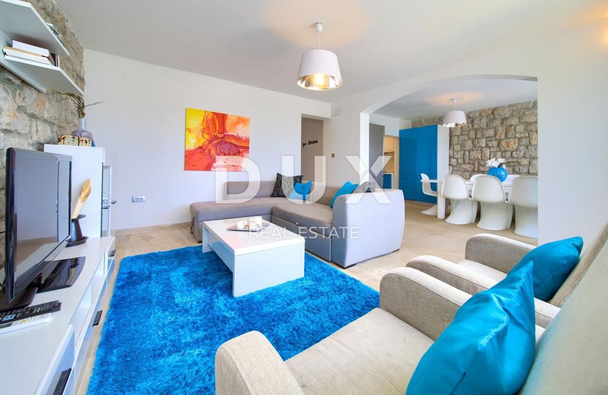 Hiša Novi Vinodolski, 250m2