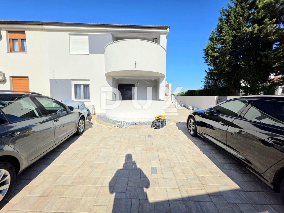 ISTRA, ŠIŠAN - Stanovanjska hiša z dvema stanovanjskima enotama in pomožnim objektom