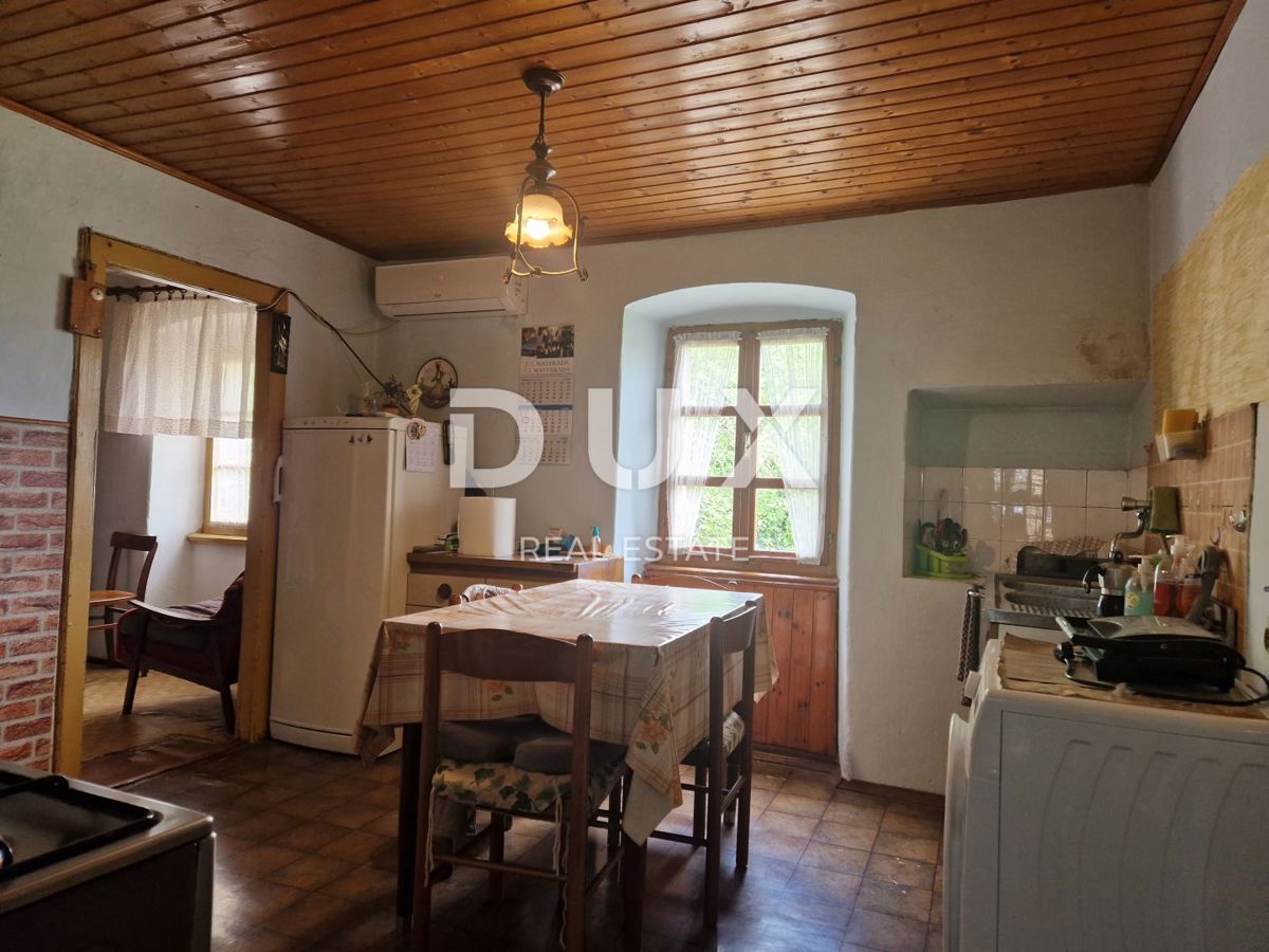 ISTRA, NOVIGRAD - Kamnita lepotica v mirni vasici