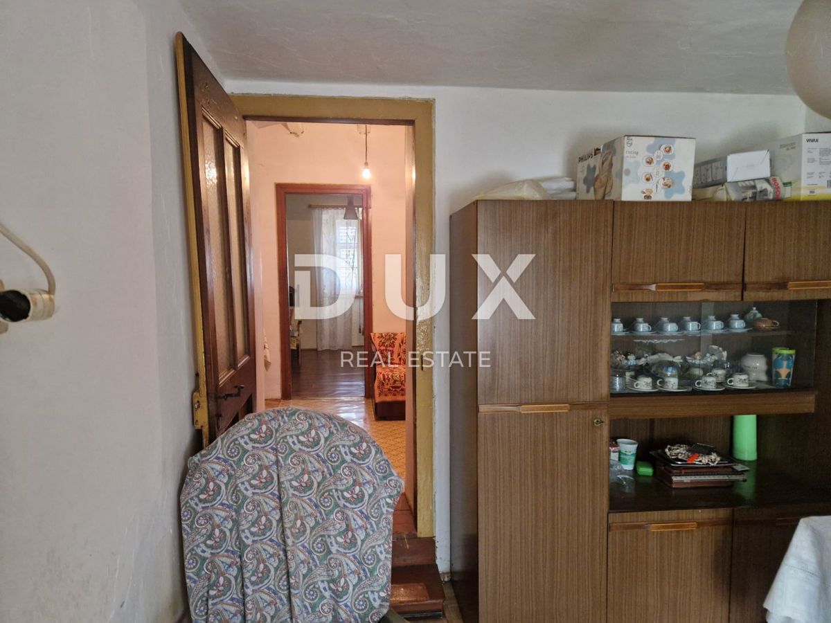 ISTRA, NOVIGRAD - Kamnita lepotica v mirni vasici