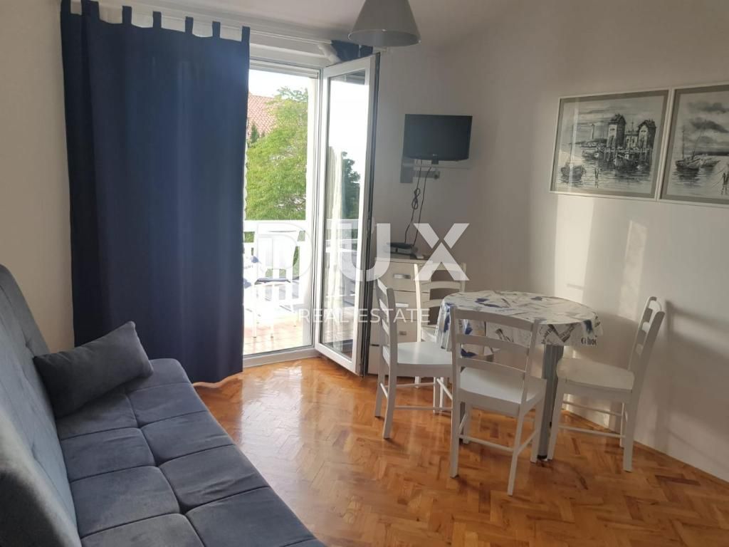 Hiša Malinska, Malinska-Dubašnica, 350m2