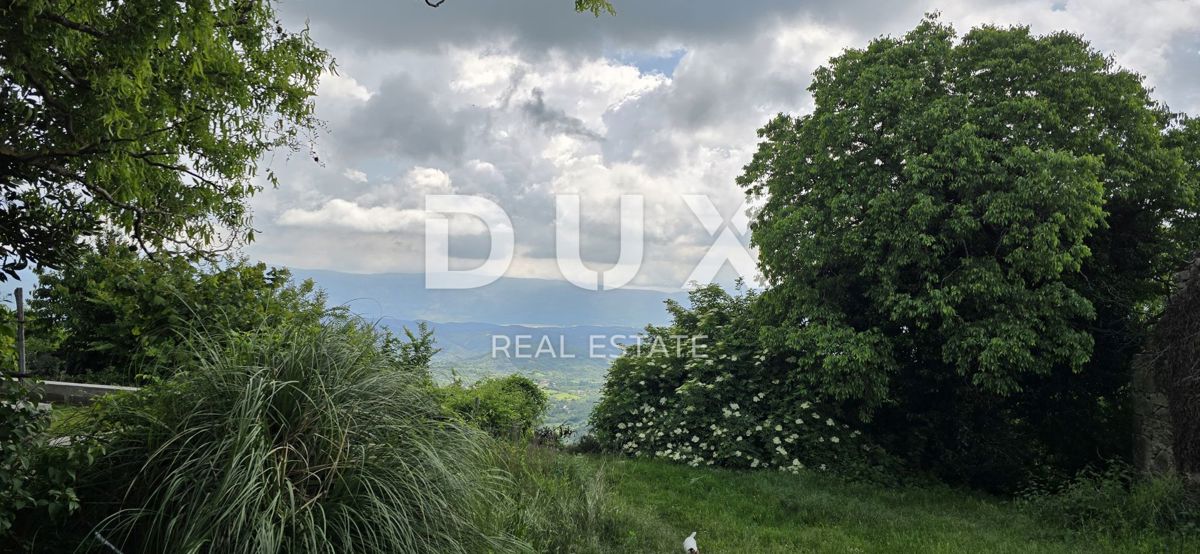 ISTRA, GRAČIŠĆE - Samostojna kamnita hiša za prenovo z razgledom
